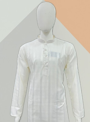ISMAIL Men Self Design Straight Kurta(White)