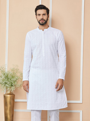 See Designs Men Embroidered Straight Kurta(White)