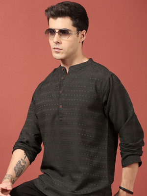 Voroxy Men Solid Straight Kurta(Dark Green)