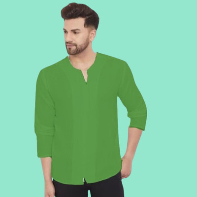 Super Westron Men Solid Straight Kurta(Green)