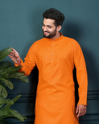 ORIFAB Men Solid Straight Kurta(Orange)