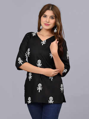 Kashonaa Women Printed Straight Kurta(Black)