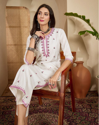 Uparna Women Embroidered Straight Kurta(White)