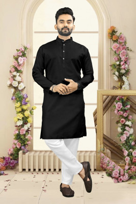 rivaaz Men Solid Straight Kurta(Black)