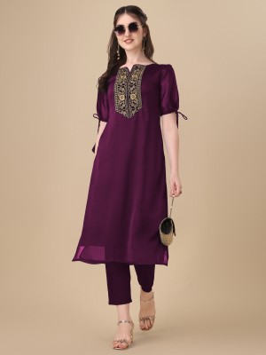 Lovisa Fashion Women Embellished, Embroidered Straight Kurta(Purple)