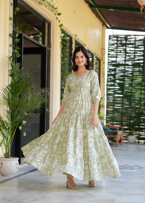 CHARVI CREATION Women Printed, Embroidered Flared Kurta(Green)