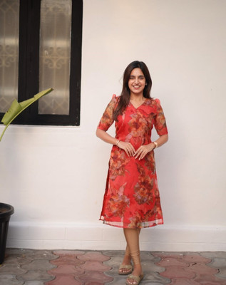 J M CREATION Women Floral Print A-line Kurta(Red)