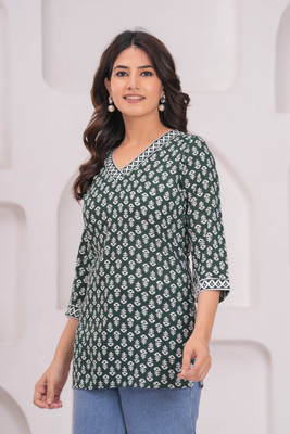 CHOISE GABBAA Women Floral Print A-line Kurta(Dark Green)