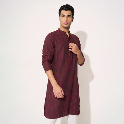 Indus Route by Pantaloons Men Printed Straight Kurta(Red)