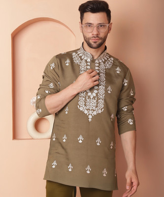 Jompers Men Embroidered Straight Kurta(Brown)