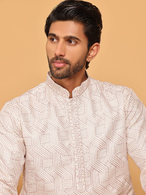 ANOUK Men Embroidered Straight Kurta(Pink)