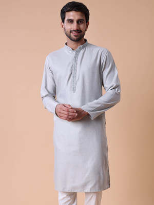 Maahi Fabs Men Solid Straight Kurta(Grey)
