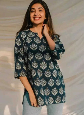 Gaurangii Women Floral Print A-line Kurta(Blue)