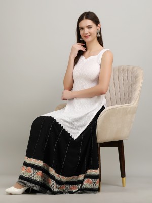 Vairaj Women Chikan Embroidery Straight Kurta(White)