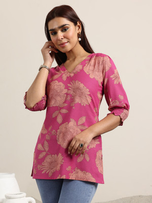 LIBAS Women Floral Print Straight Kurta(Pink)