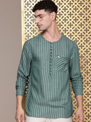 House of Pataudi Men Striped Straight Kurta(Green)