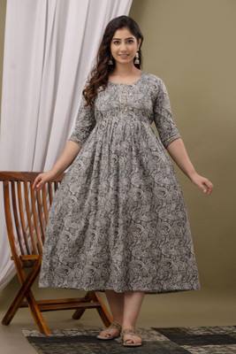 TADAATRADERS Anarkali Gown(Grey)