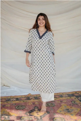 gobya Women Printed Straight Kurta(White)