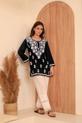 Style & Deal Women Embroidered Straight Kurta(Black)
