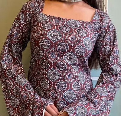 Bohra Enterprises Women Printed, Geometric Print Straight Kurta(Maroon)