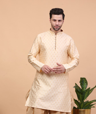 Larwa Men Self Design Straight Kurta(Beige)