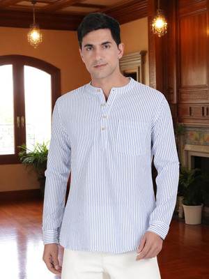 THE SOUL PATROL Men Solid Straight Kurta(Blue, White)