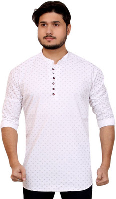 MADE IN THE SHADE Men Self Design Straight Kurta(Maroon)
