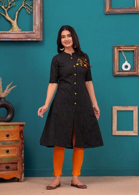 EMPIRE STYLE Women Embroidered Frontslit Kurta(Multicolor)