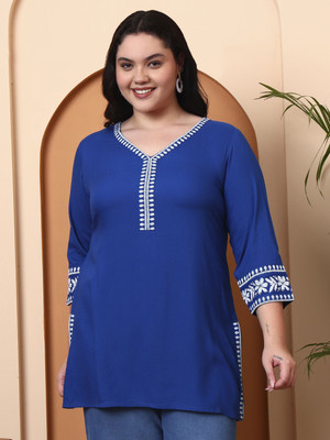 Yash Gallery Women Embroidered Straight Kurta(Blue)