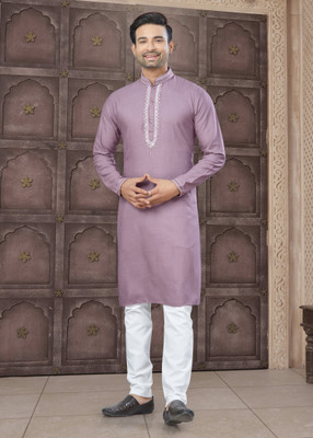 Svatantra Men Printed Straight Kurta(Purple)