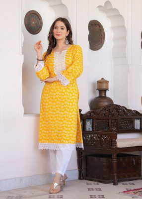 PRISCA Women Printed Straight Kurta(Yellow)