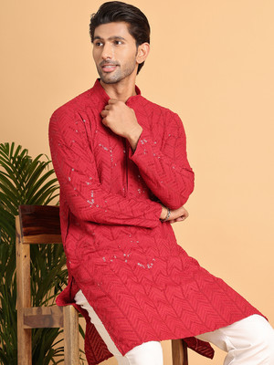 Jompers Men Embroidered Straight Kurta(Red)