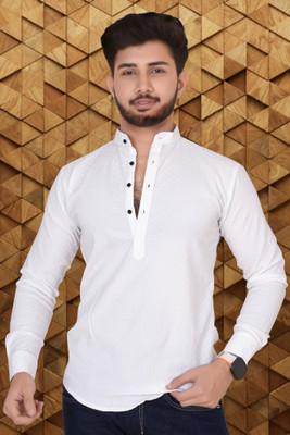 SHOOLIN Men Self Design Straight Kurta(White)