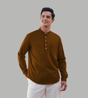 UNIFAV Men Solid Straight Kurta(Gold)