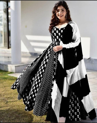 Yashi Women Printed Anarkali Kurta(Black)
