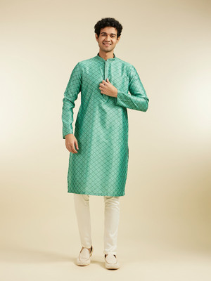 DIWAS by Manyavar Men Self Design Straight Kurta(Green)