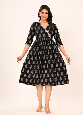 Inc. Women Floral Print A-line Kurta(Black)