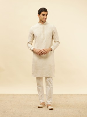 MANYAVAR Men Solid Straight Kurta(White)