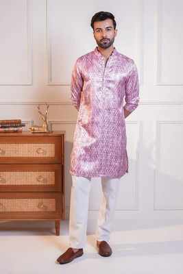 ANA Ethnixx Men Geometric Print, Printed, Self Design Straight Kurta(Pink)
