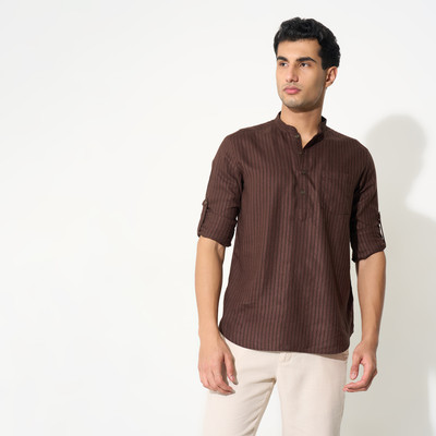 Indus Route by Pantaloons Men Striped Straight Kurta(Maroon)
