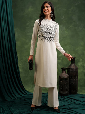 Vishudh Women Solid Straight Kurta(White, Black)