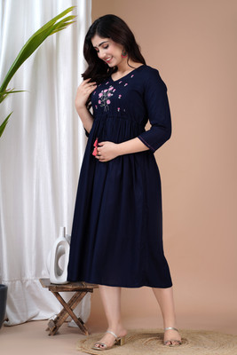 SN STUDIO Women Embroidered A-line Kurta(Blue)