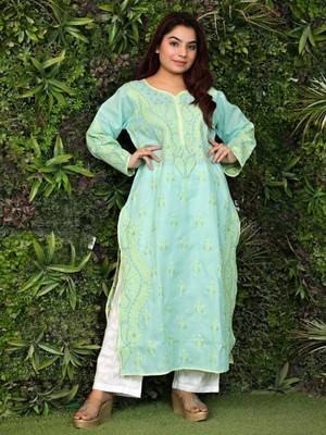 Chikirpolo Women Embroidered Straight Kurta(Green)