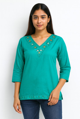 Chinkistor Women Embroidered, Solid Straight Kurta(Green)