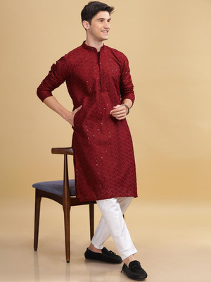 ANOUK Men Embellished Straight Kurta(Maroon)