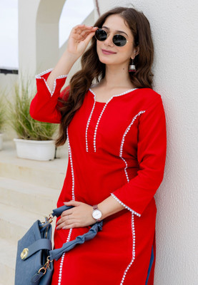 Surhi Women Solid Straight Kurta(Red)