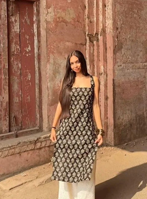 darshi fashion Women Block Print, Printed A-line Kurta(Black)