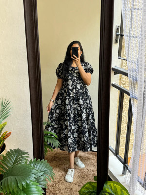 SAGRAPHICS Women Fit and Flare Black Midi/Calf Length Dress