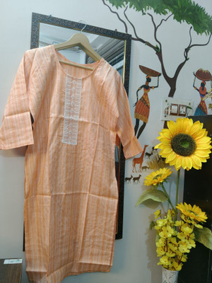 KASHIRATNAM Women Solid Straight Kurta(Orange)