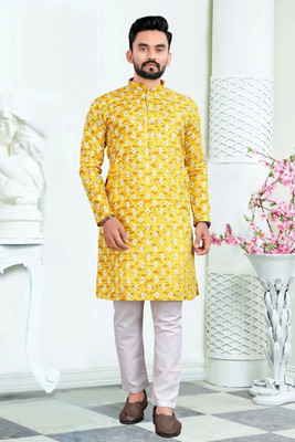 VALAKI Men Embroidered Straight Kurta(Yellow)